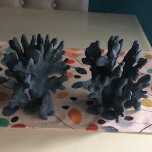 CUTE BEACH COASTAL CORAL REEF STATUE